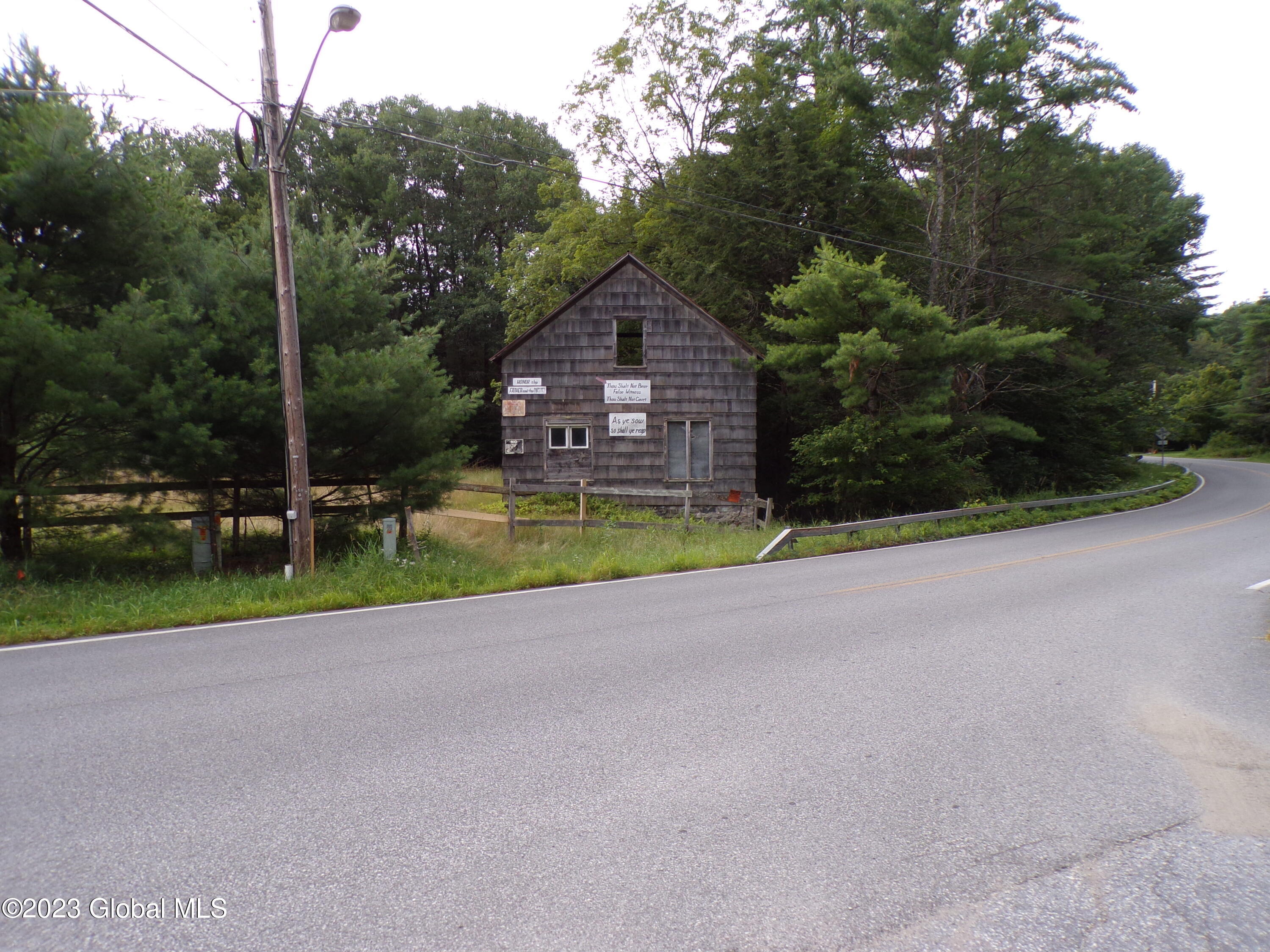 L21 Schroon River Road
