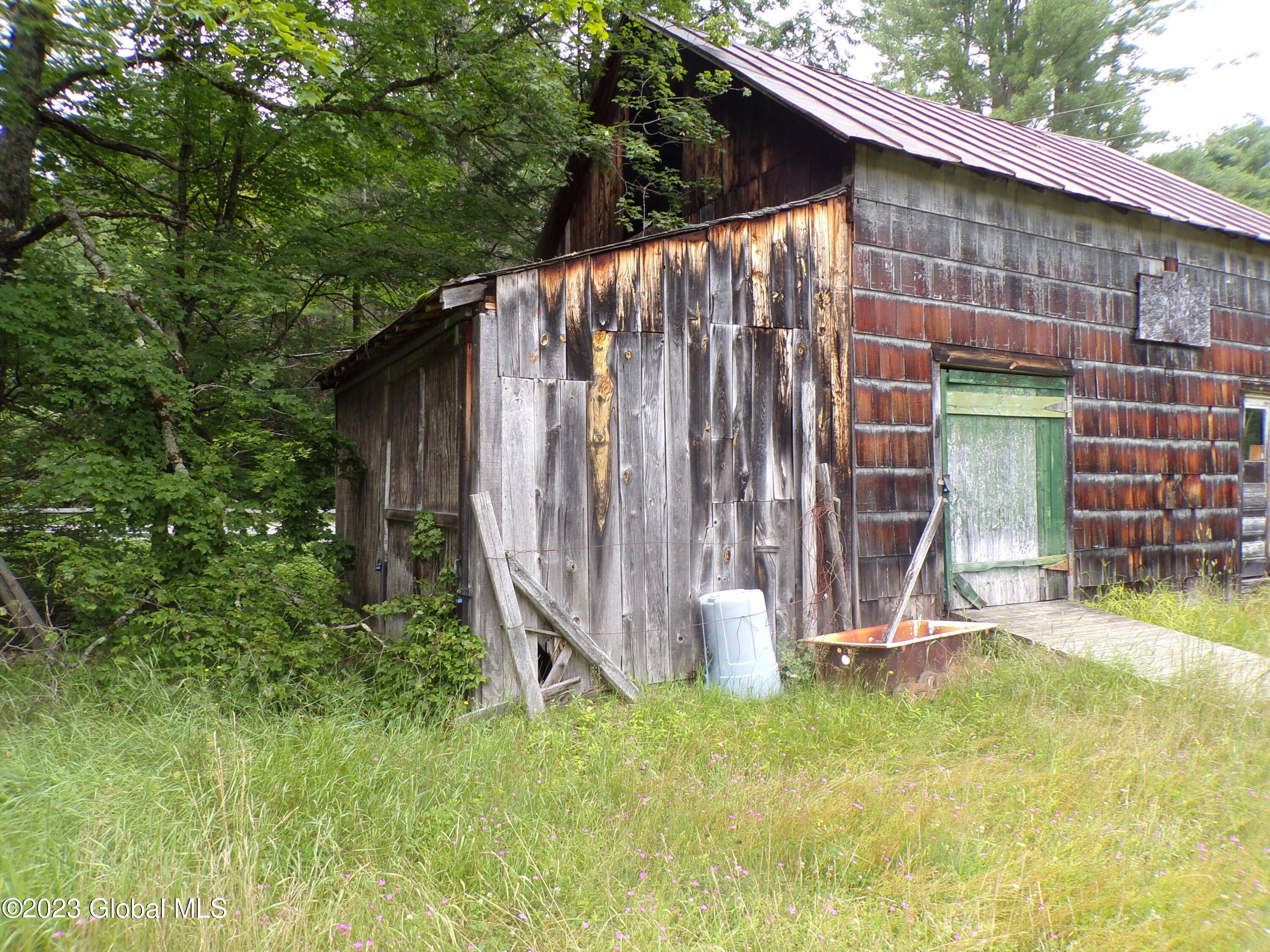 L21 Schroon River Road
