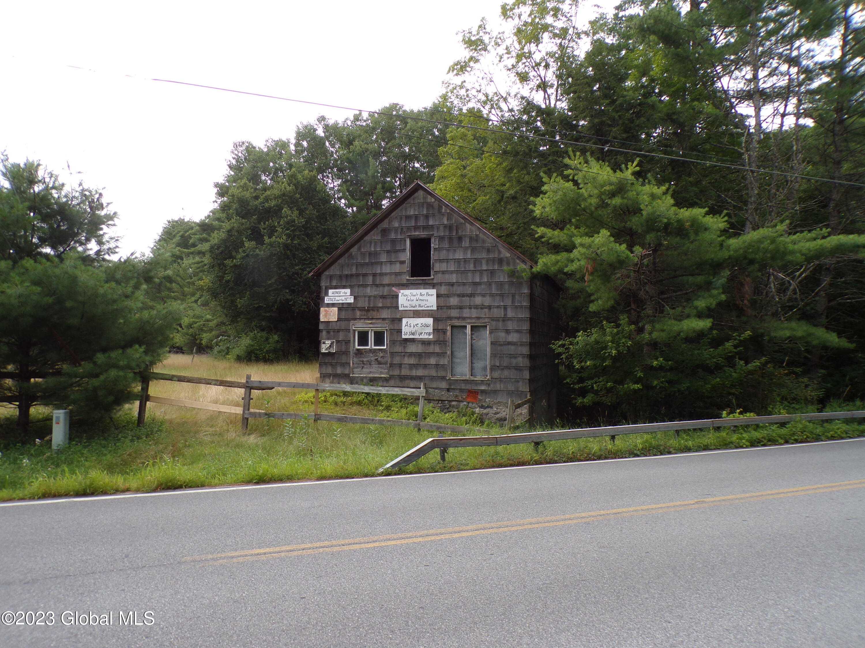 L21 Schroon River Road