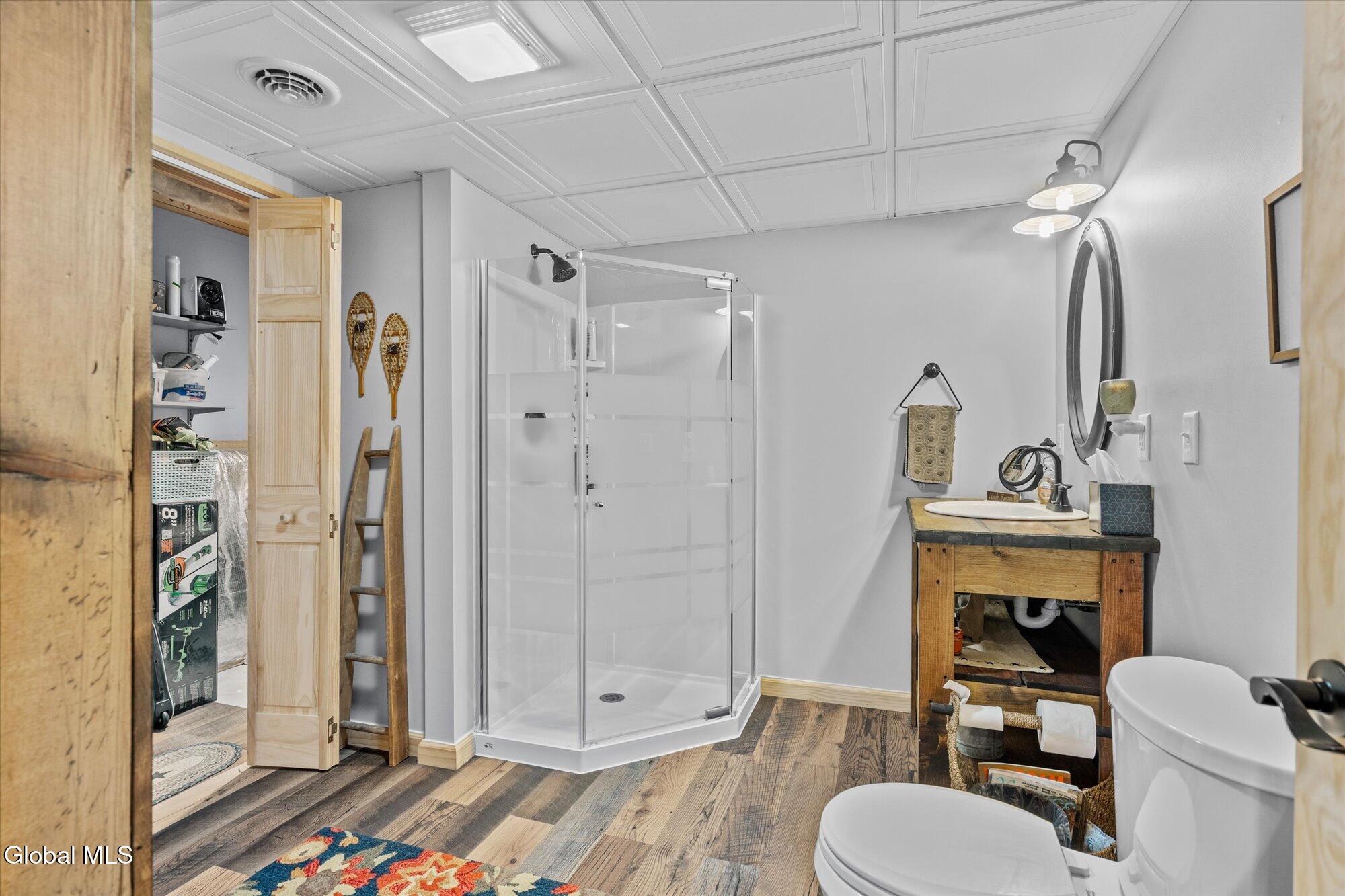 43 Country Club Road