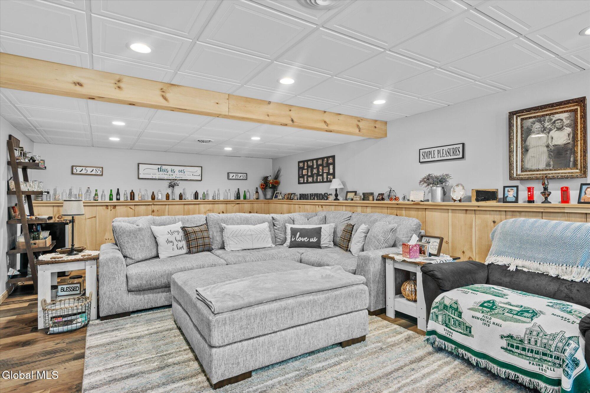 43 Country Club Road