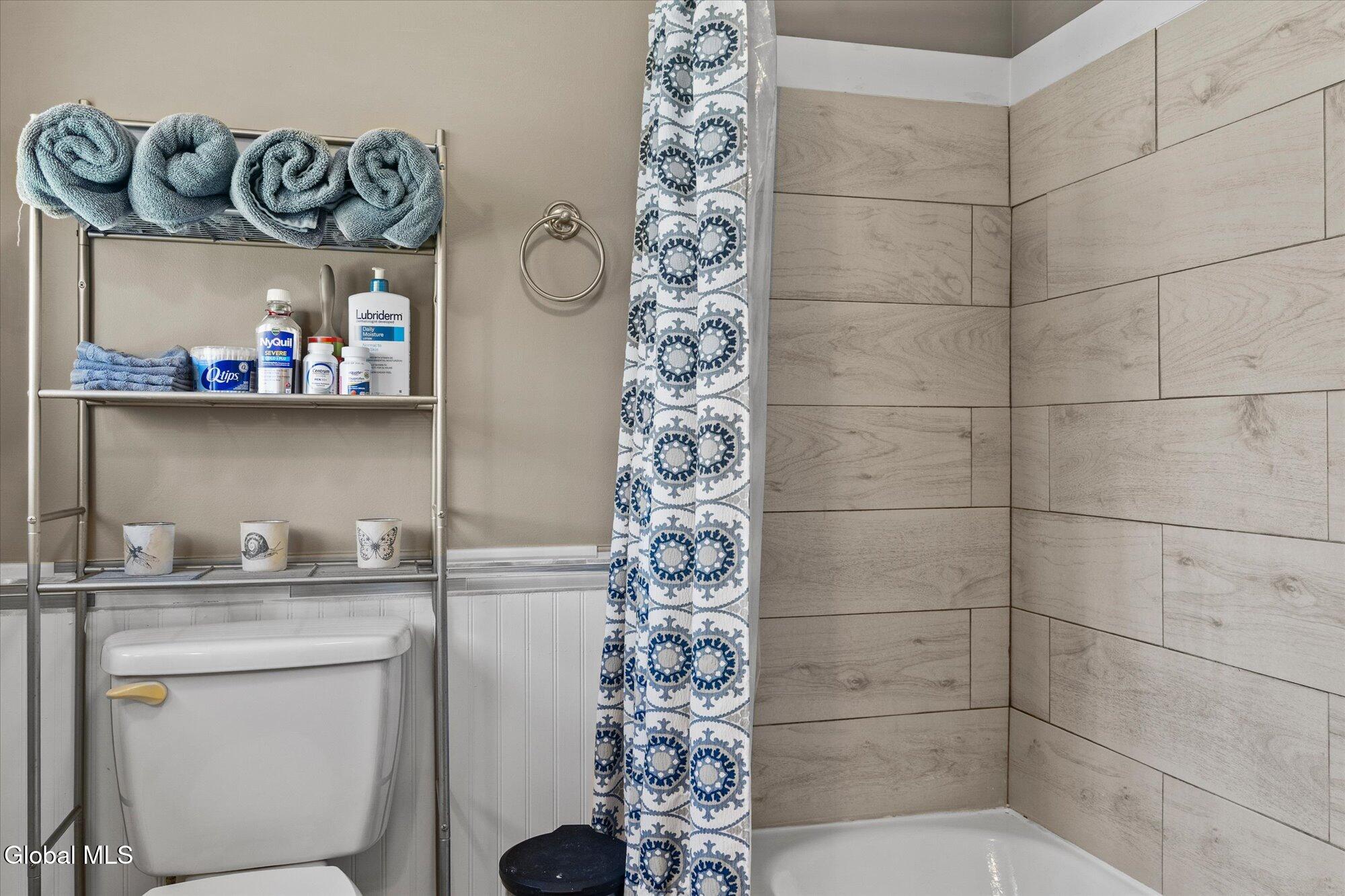 9549 Graphite Mountain Road