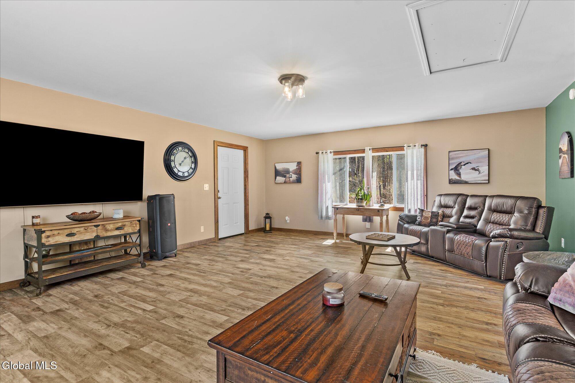 9549 Graphite Mountain Road