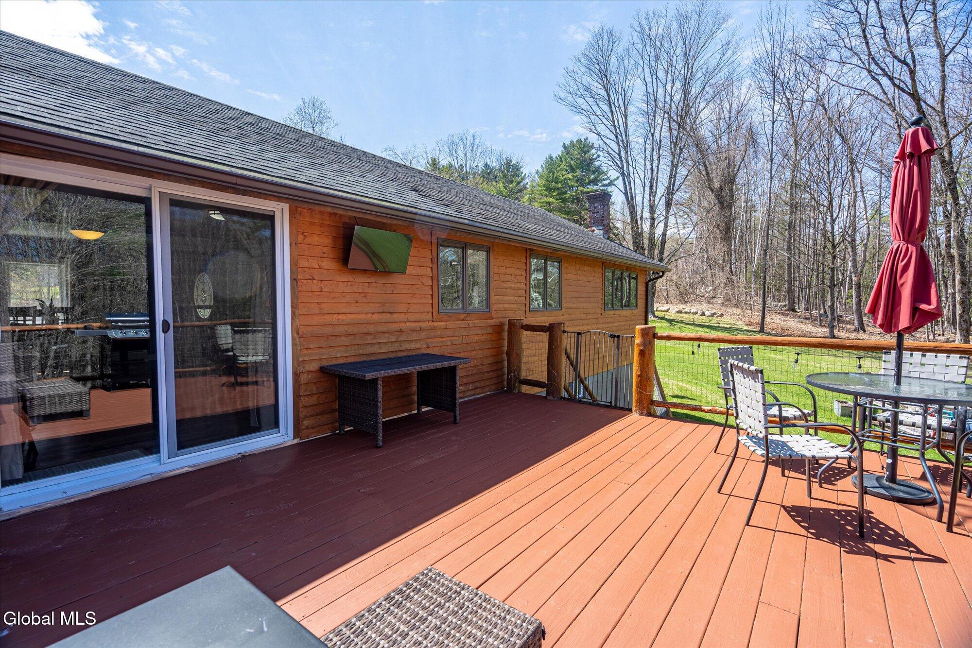 9549 Graphite Mountain Road