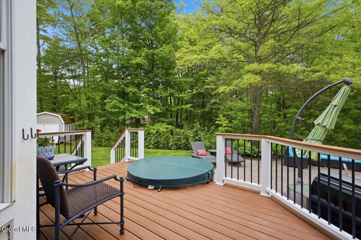 11 Aspen Ridge