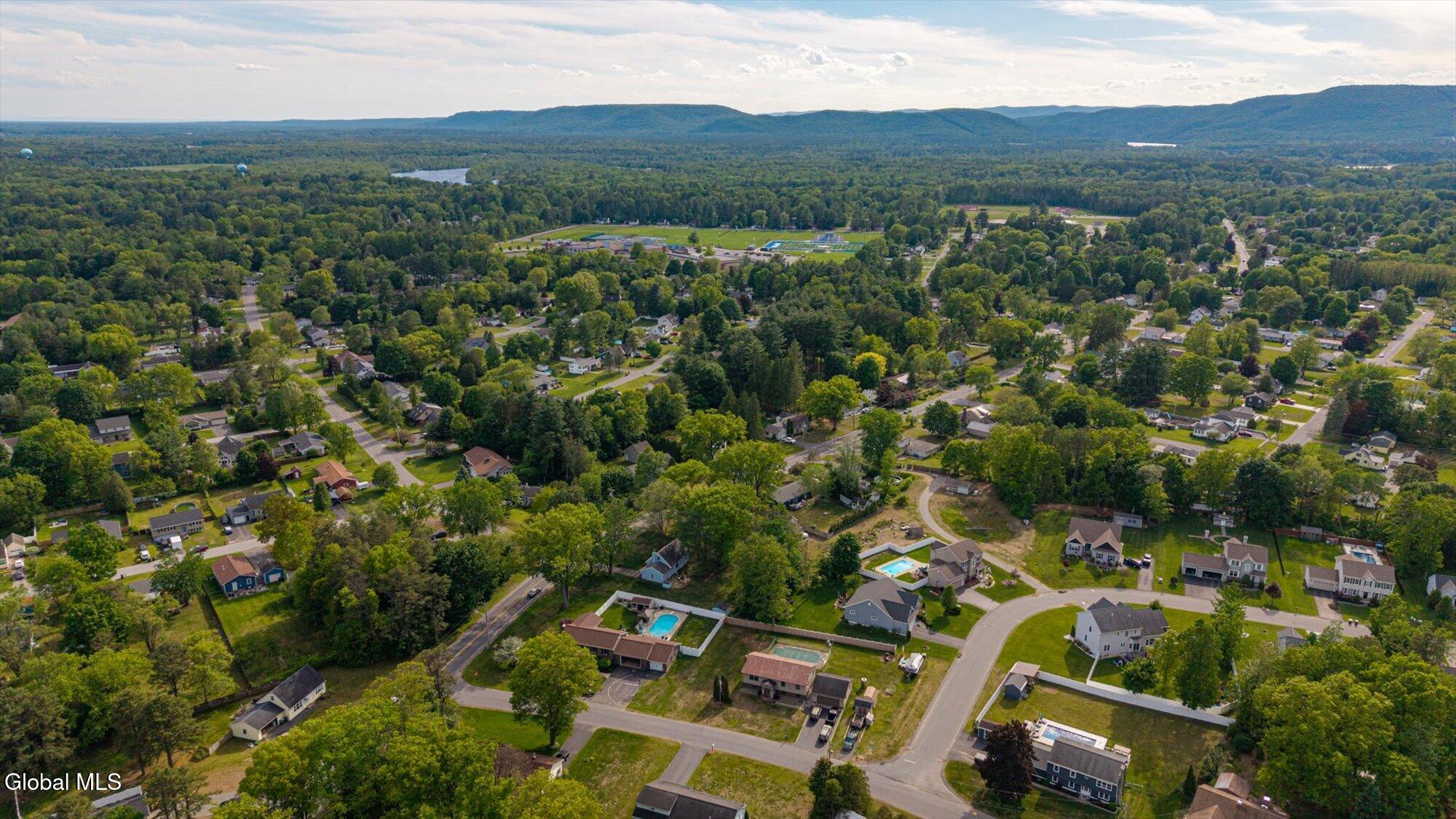 26 Feeder Dam Road