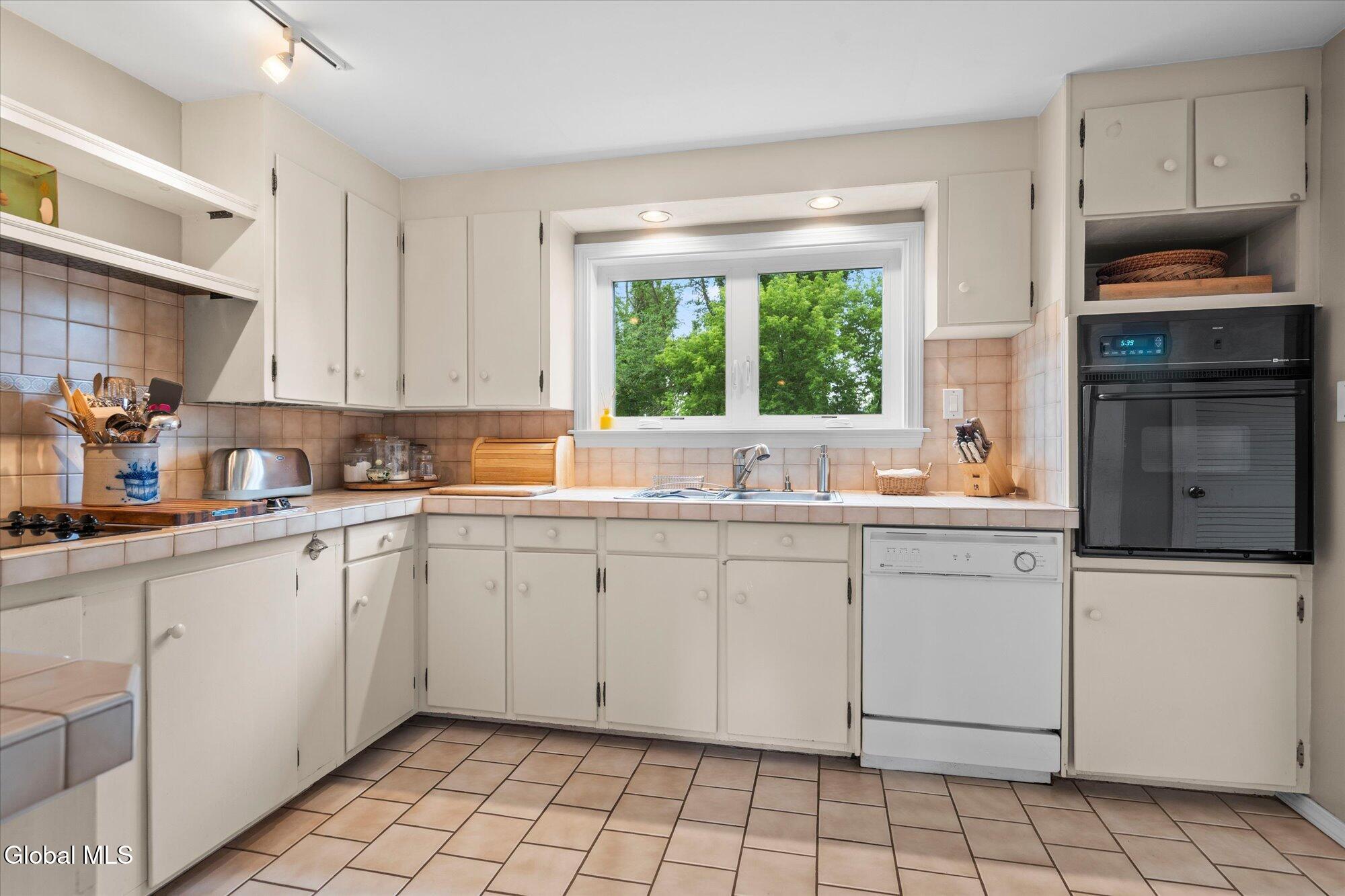 103 Sisson Road