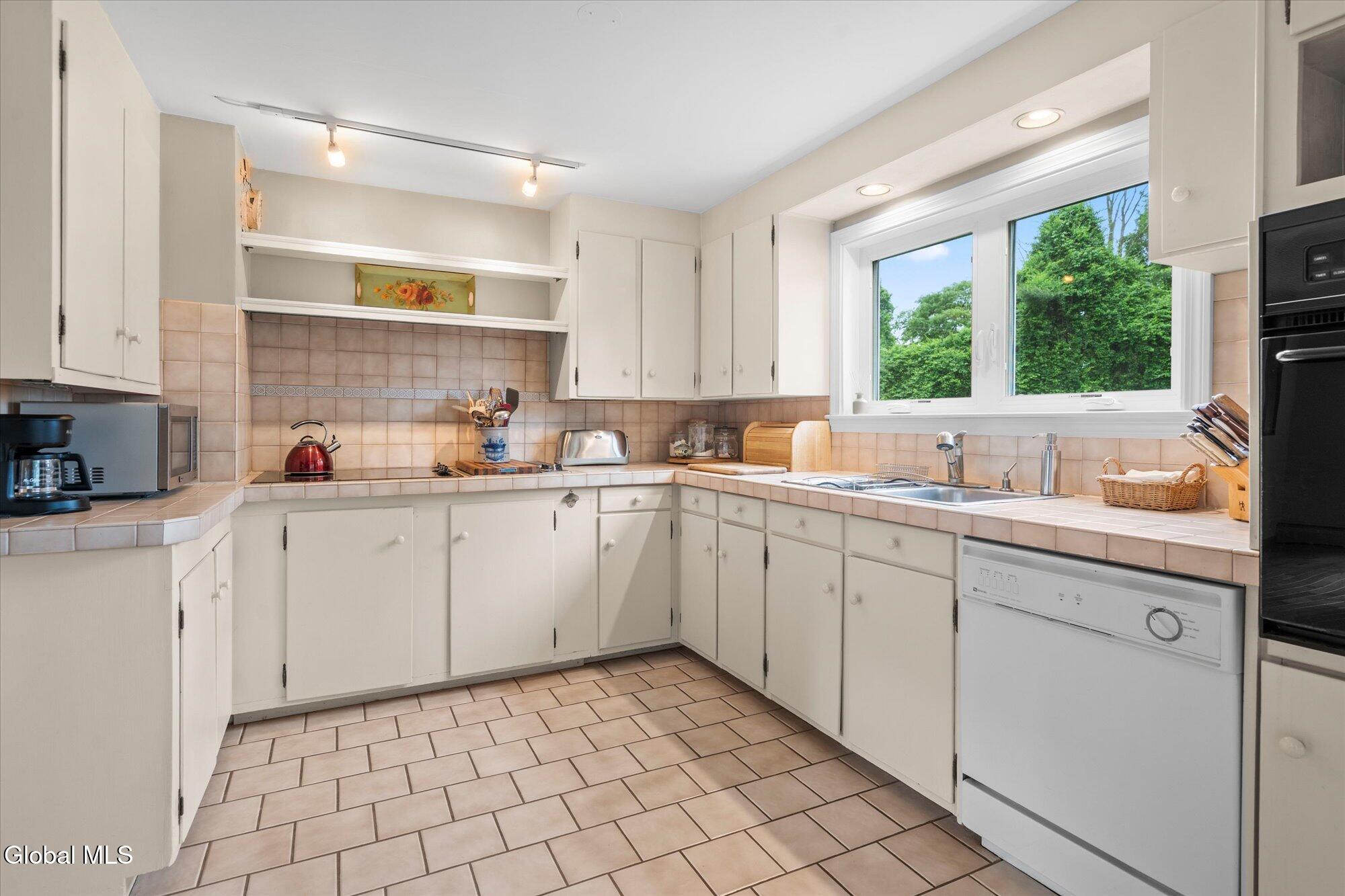 103 Sisson Road
