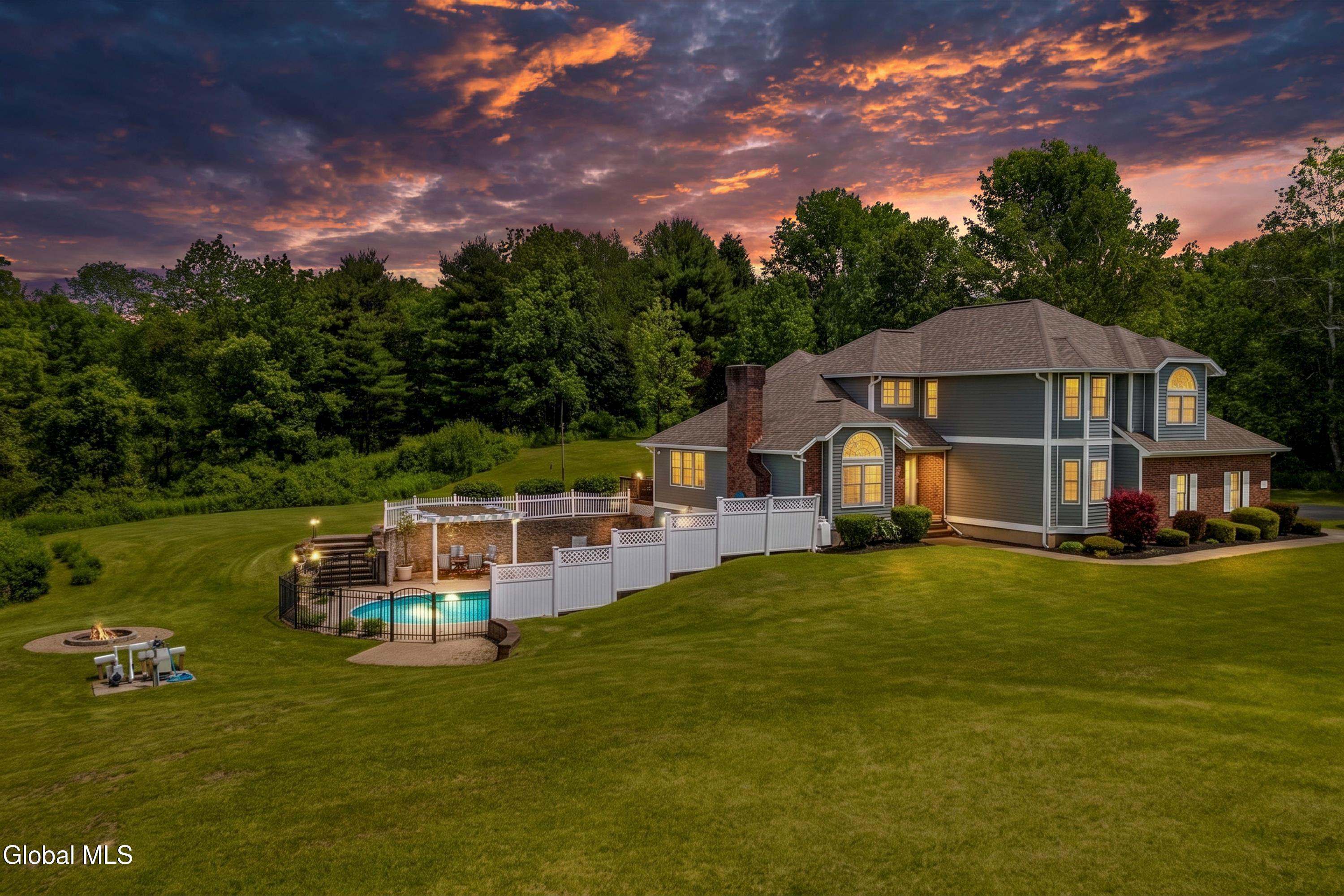 116 Boulderwood Drive