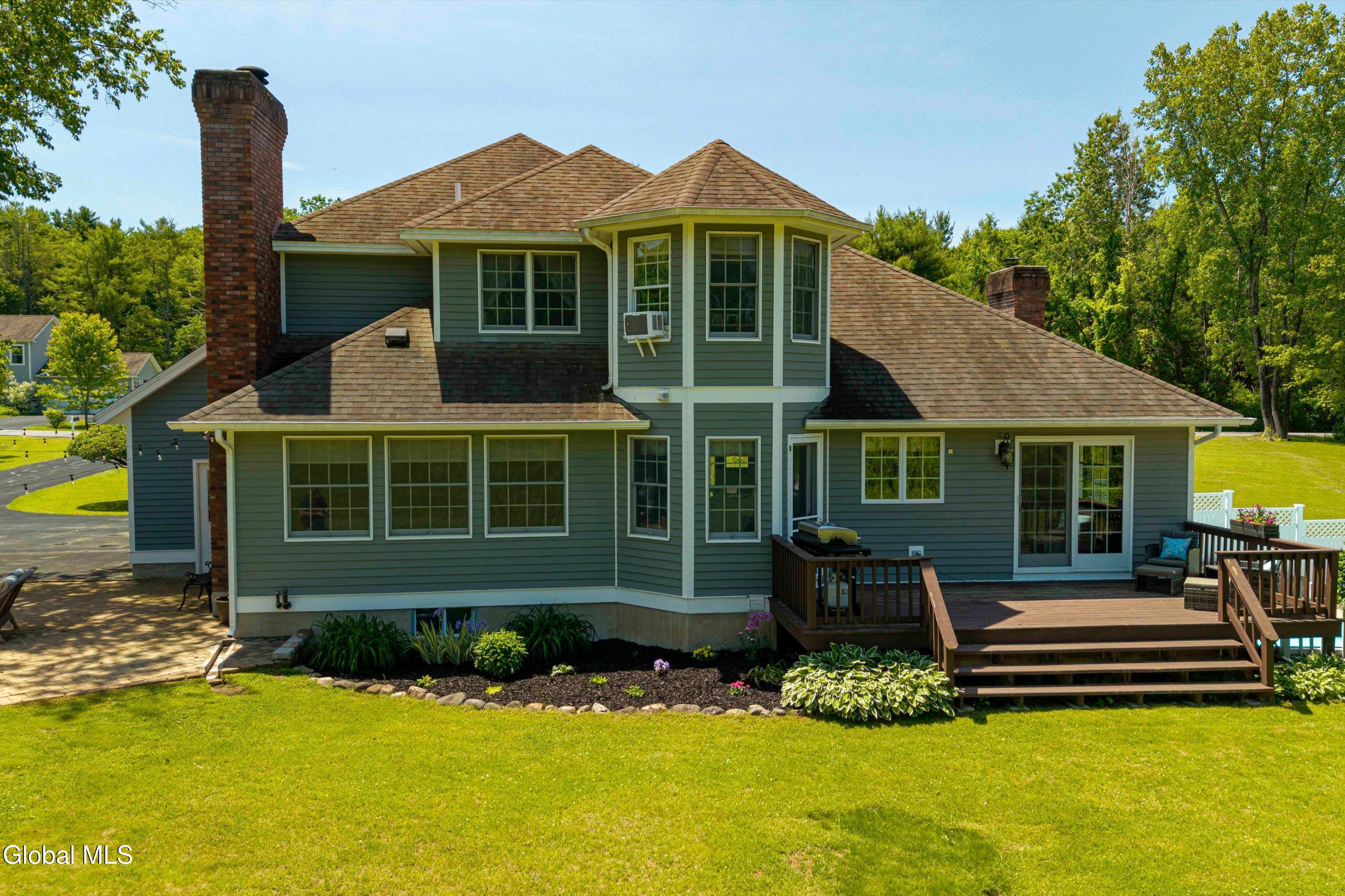 116 Boulderwood Drive