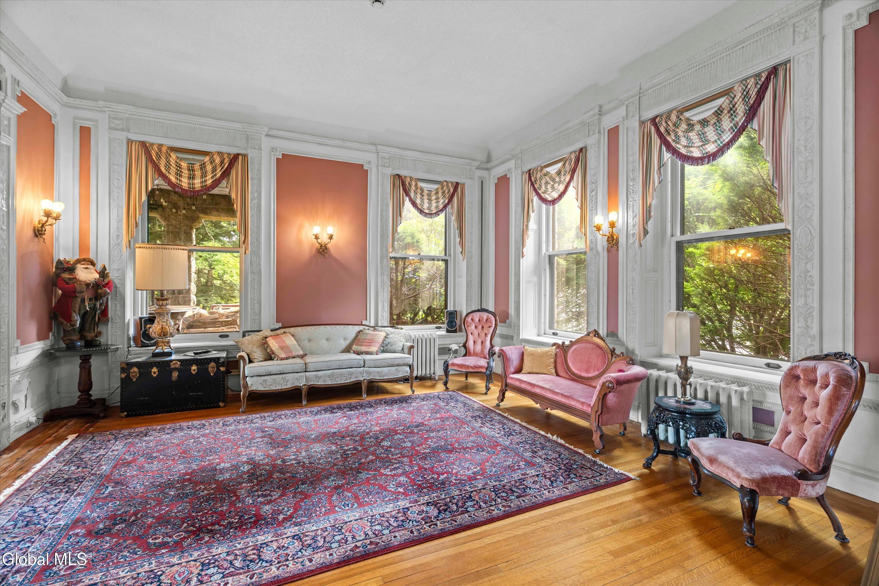 3232 Lake Shore Drive