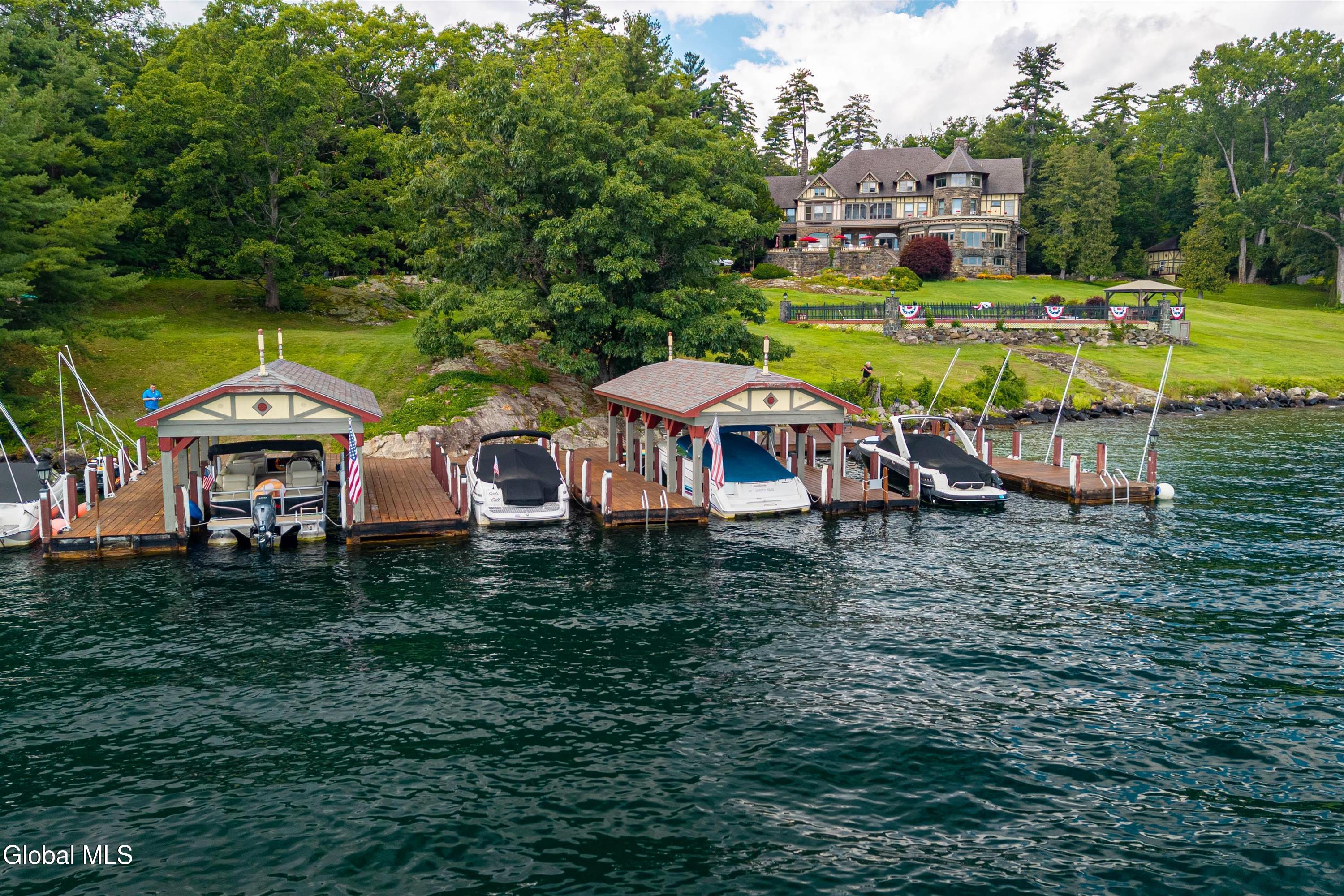 3232 Lake Shore Drive