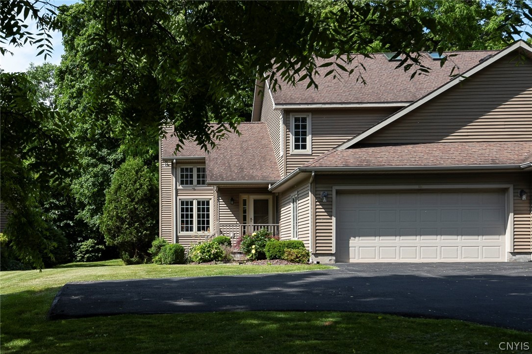 14 Willowbrook Drive