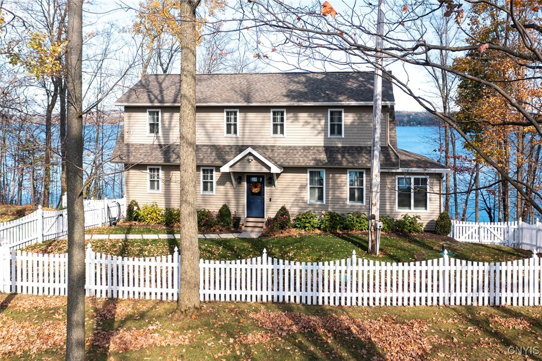 1813 Russells
