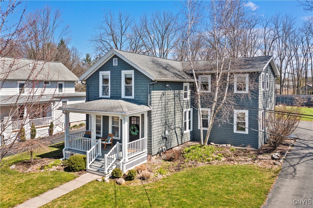 15 East Lake Street