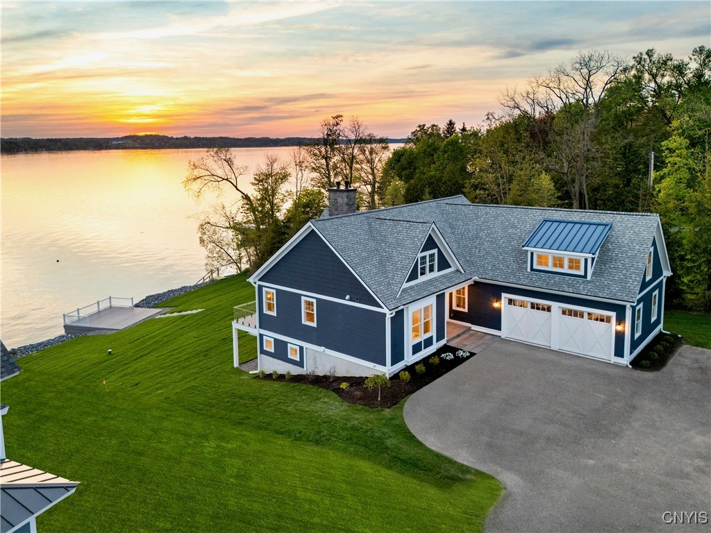 2477 East Lake