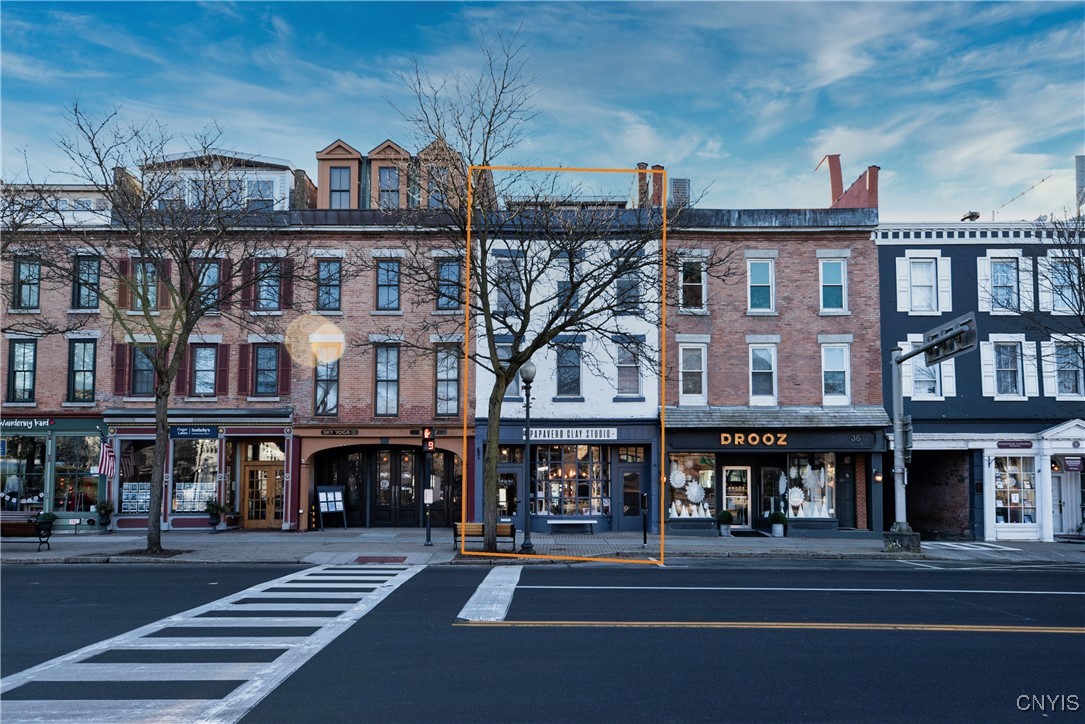 38 East Genesee Street