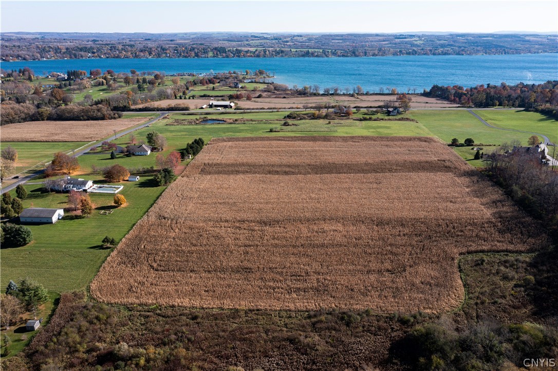 W Lake Road