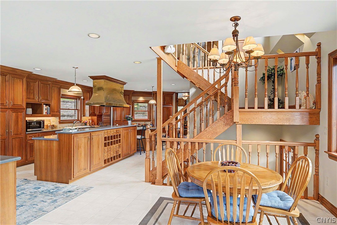 8867 Cazenovia Road