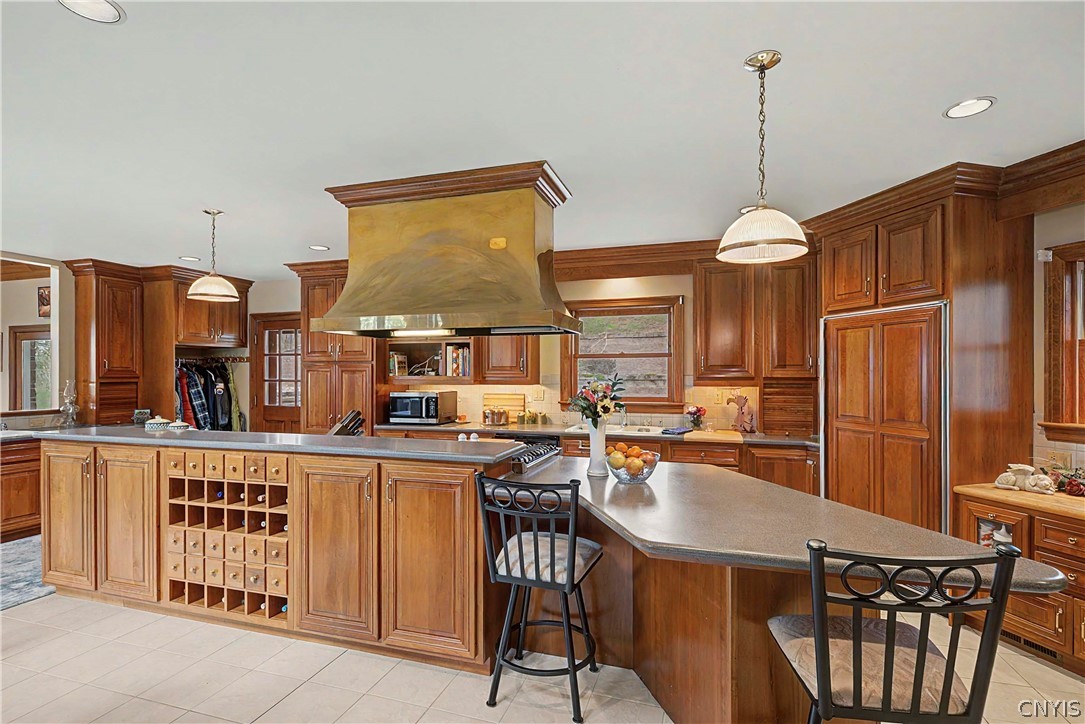 8867 Cazenovia Road