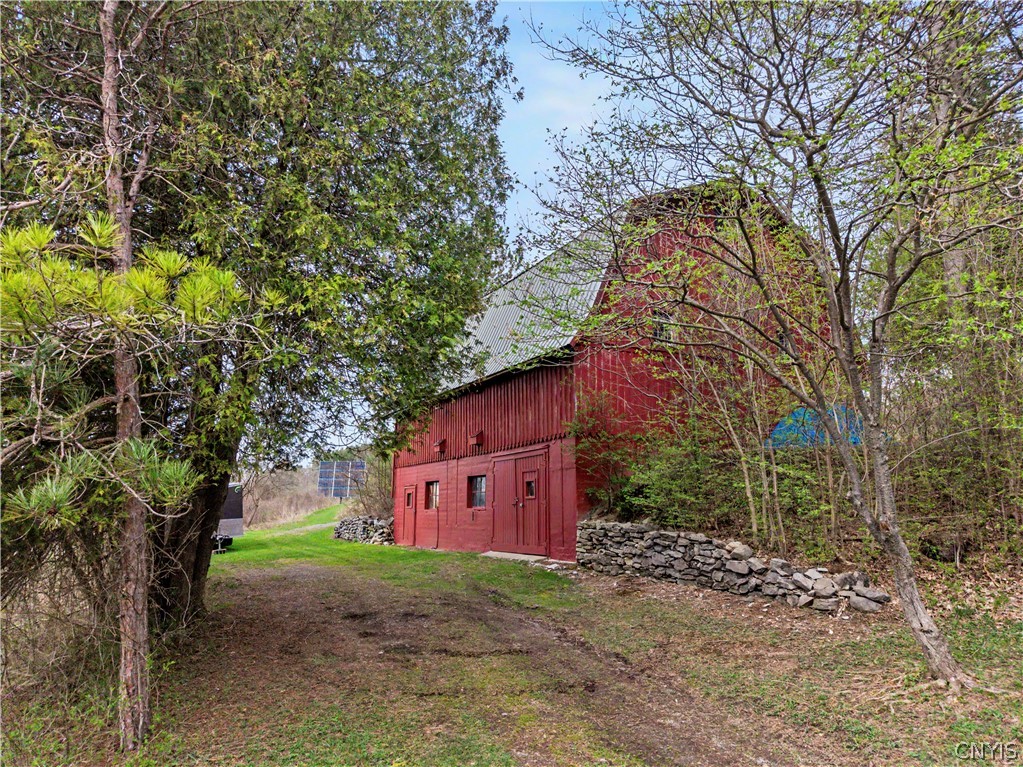 8867 Cazenovia Road