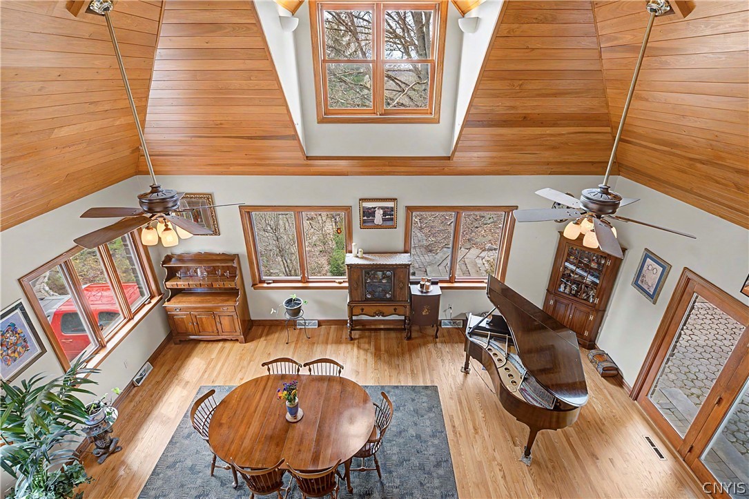 8867 Cazenovia Road