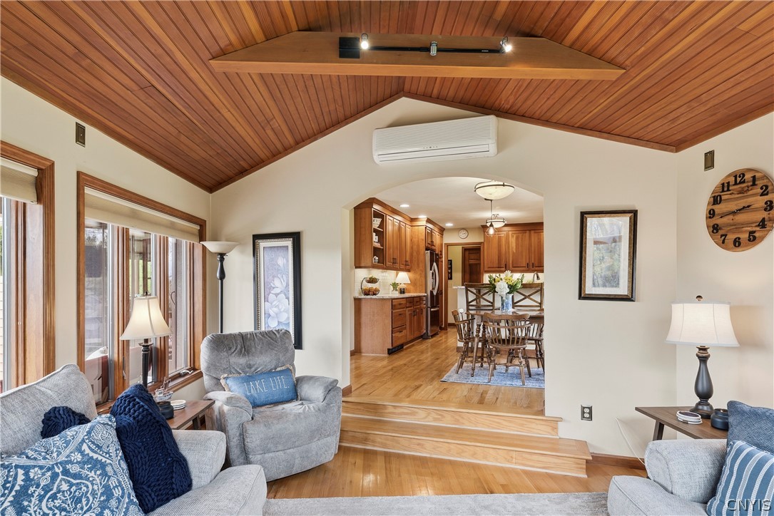 6 Woodmere