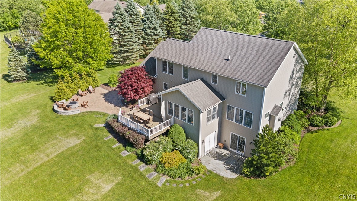 7 Calemad Drive