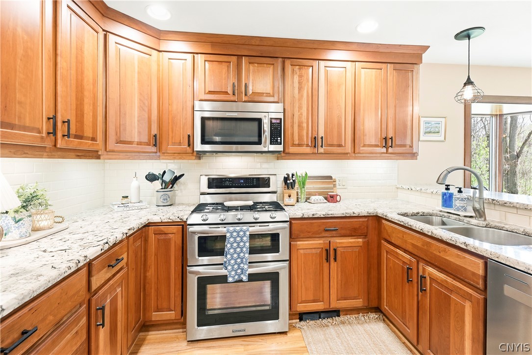 6 Woodmere