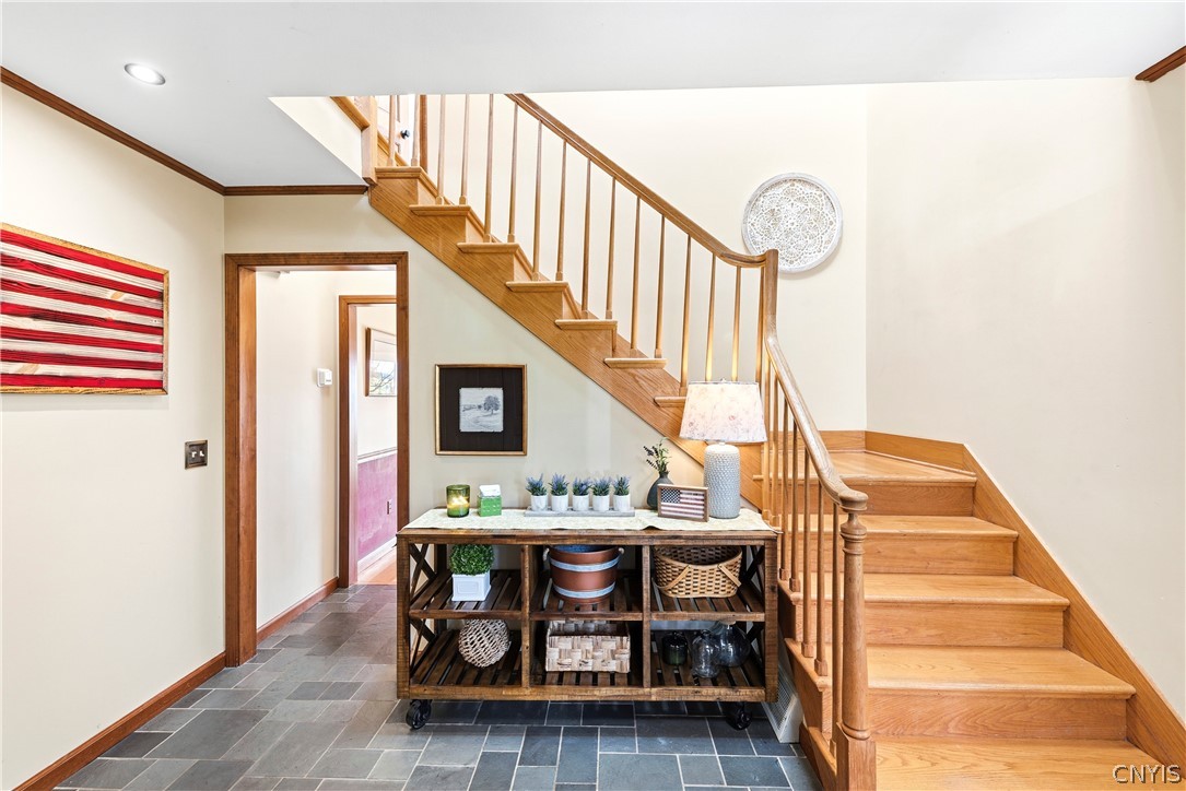 6 Woodmere