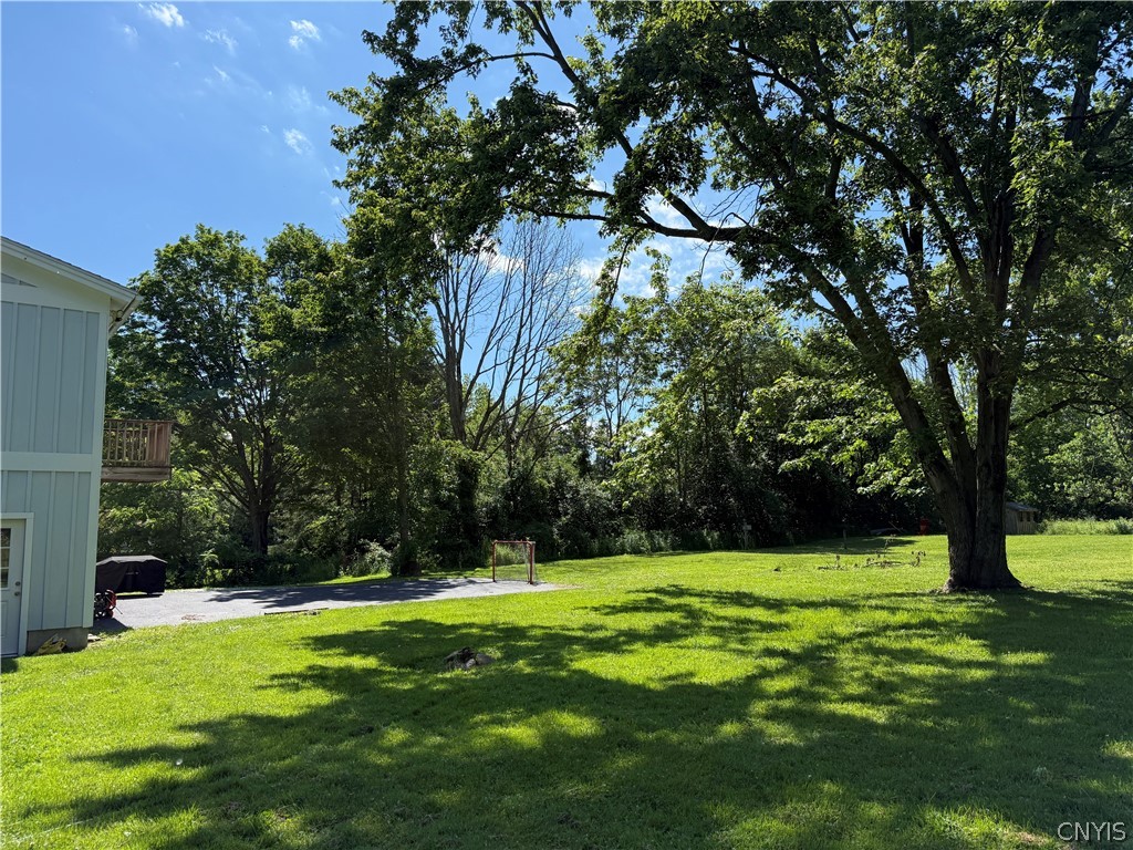 690 Crow Hill Road