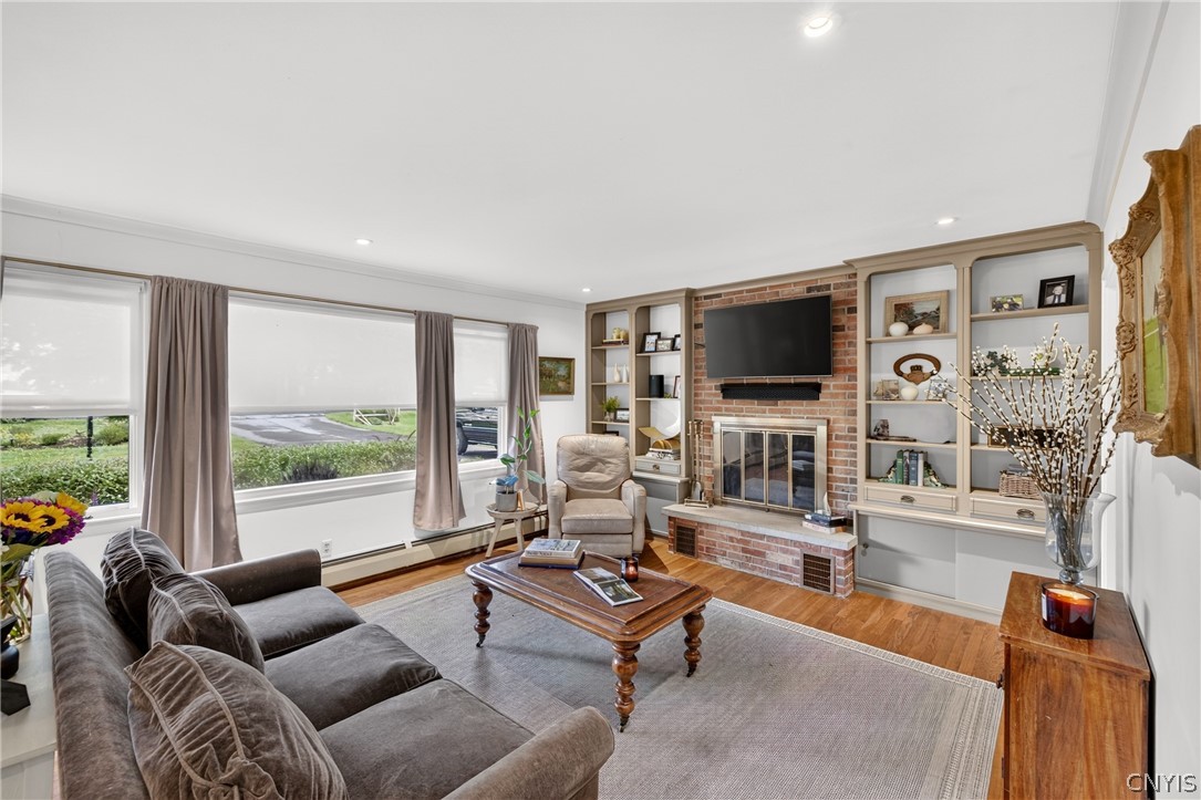 3931 Highland Avenue