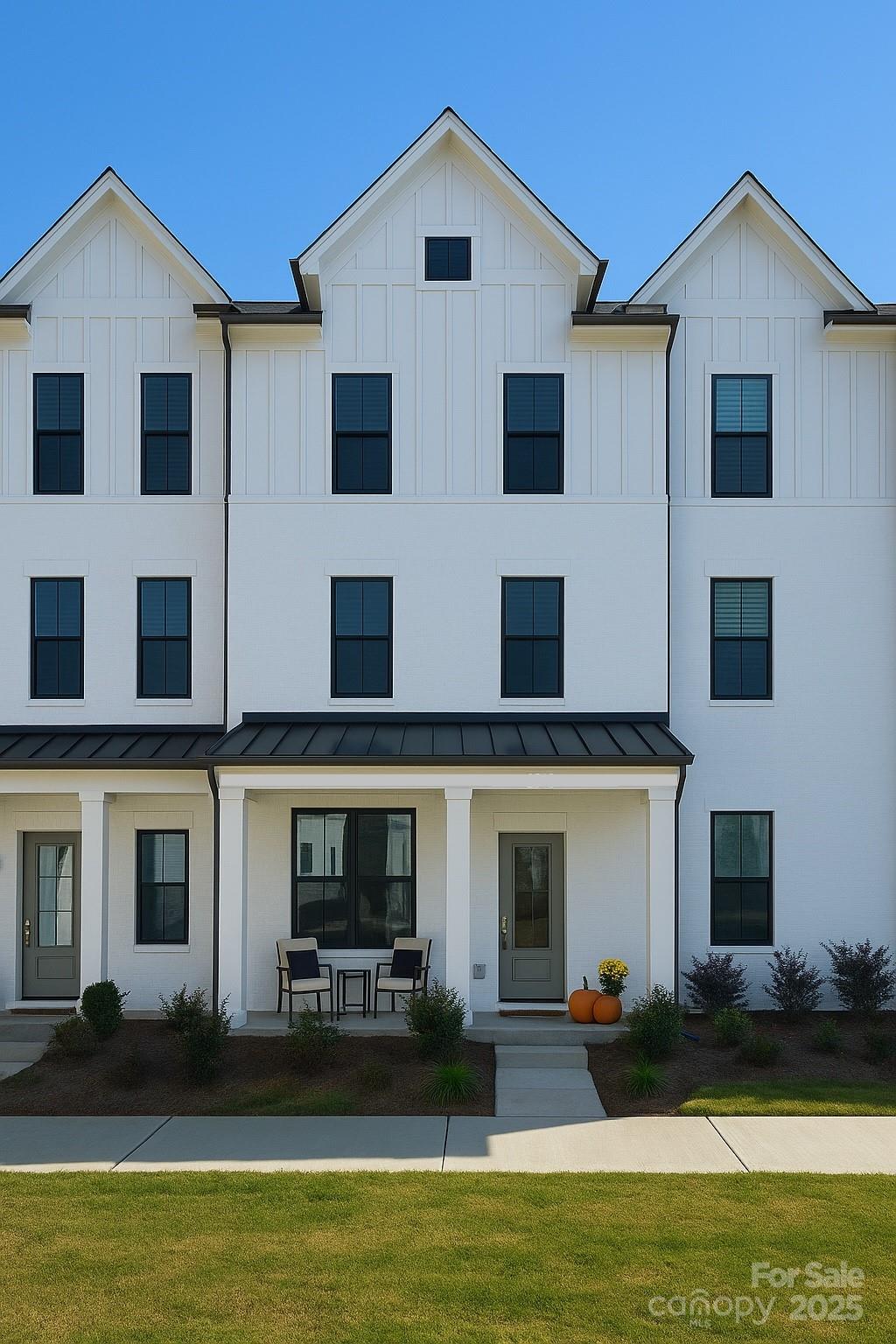 2318 Magnolia Blossom Way