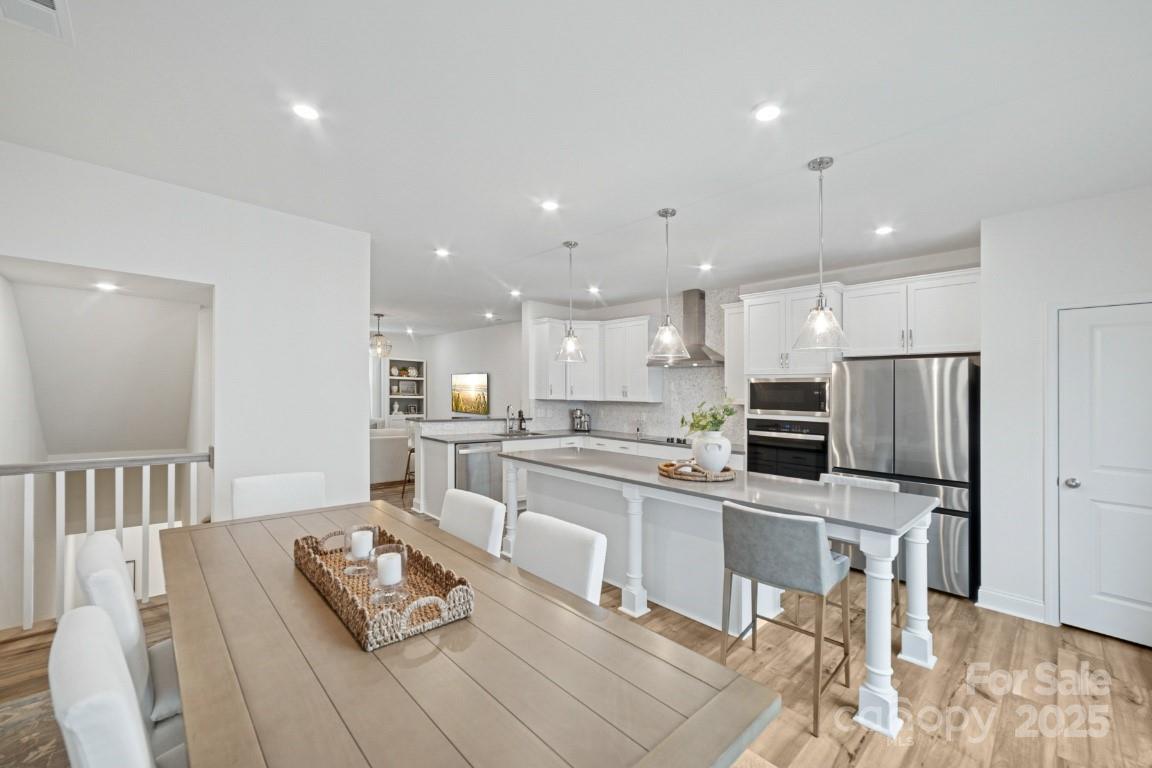 2318 Magnolia Blossom Way