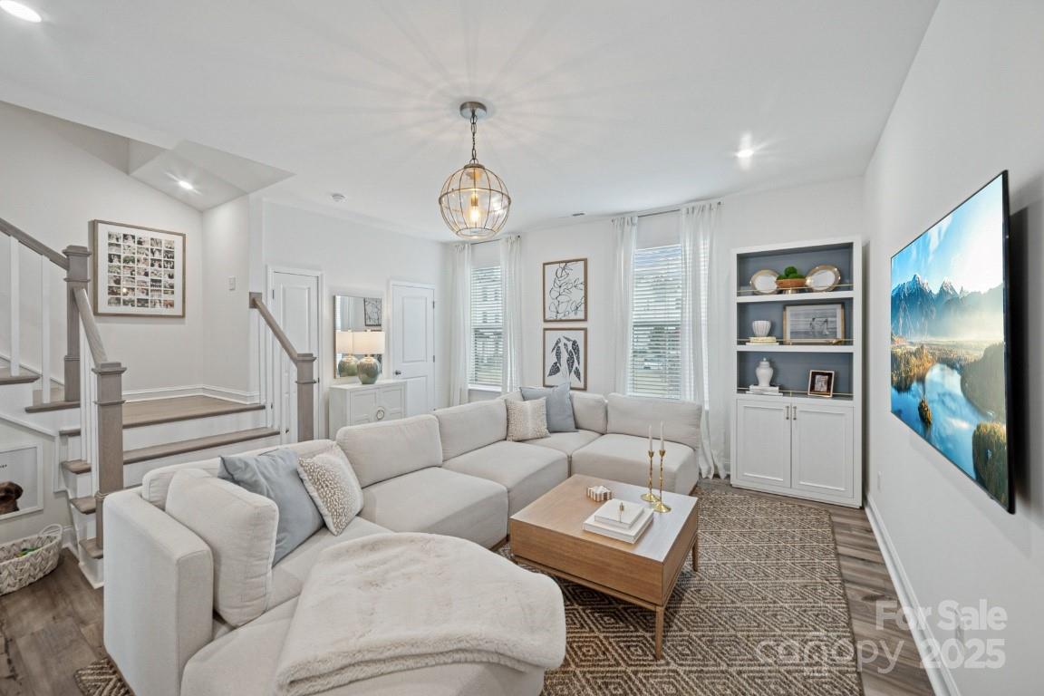 2318 Magnolia Blossom Way