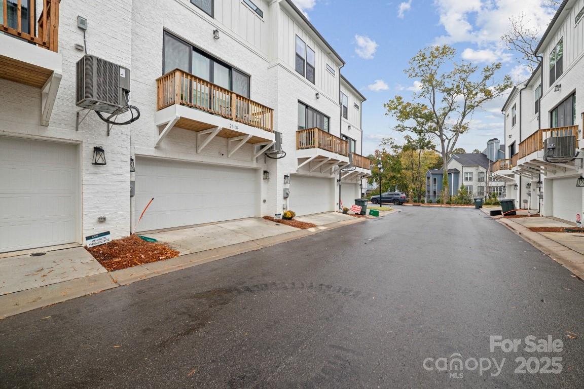 2318 Magnolia Blossom Way