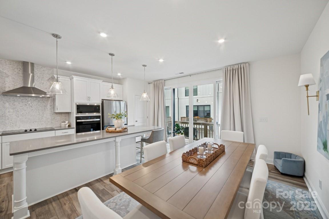 2318 Magnolia Blossom Way