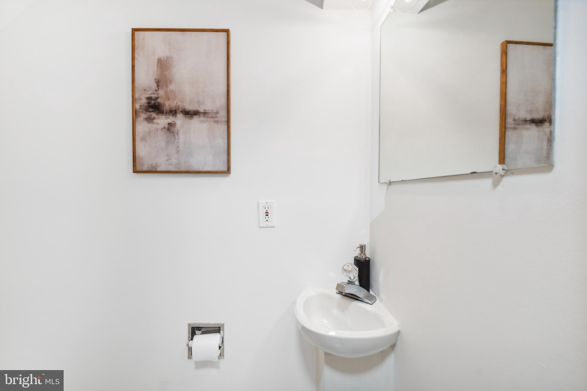2145 California St NW #103