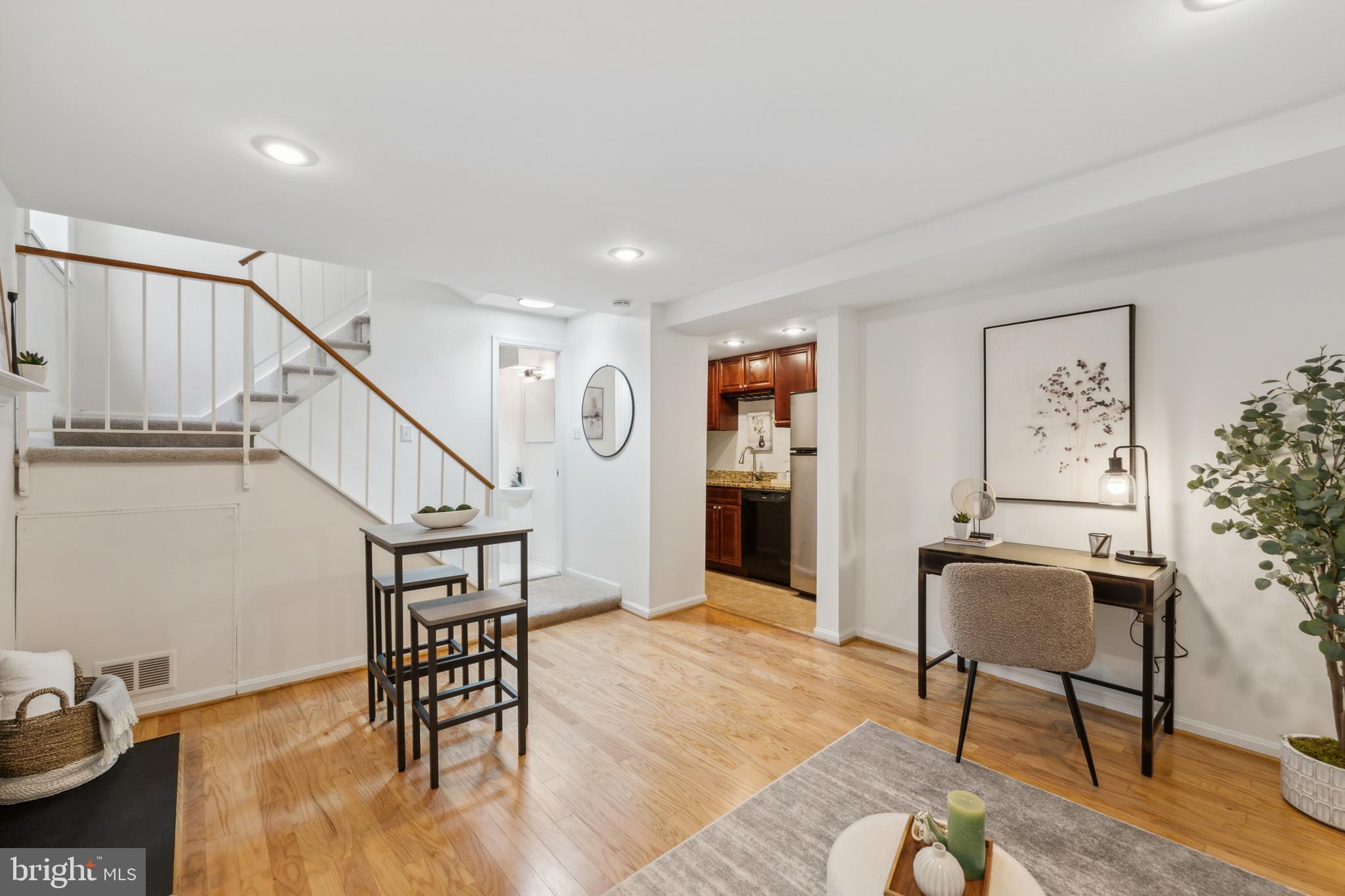 2145 California St NW #103