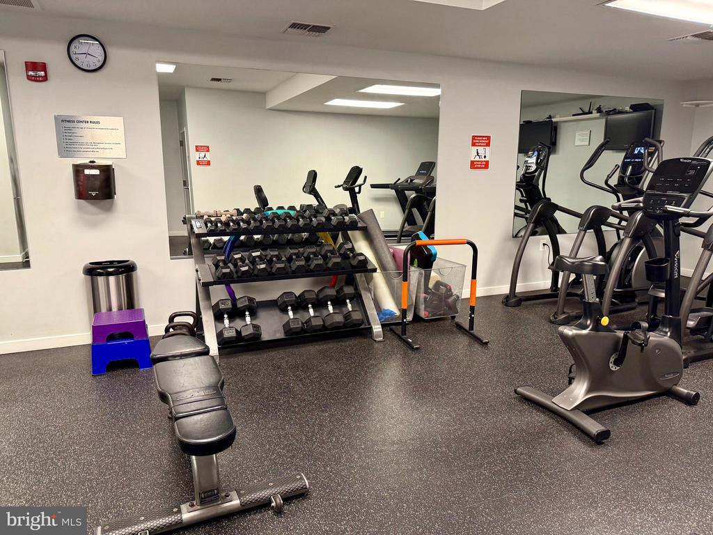 3883 Connecticut Ave NW #313