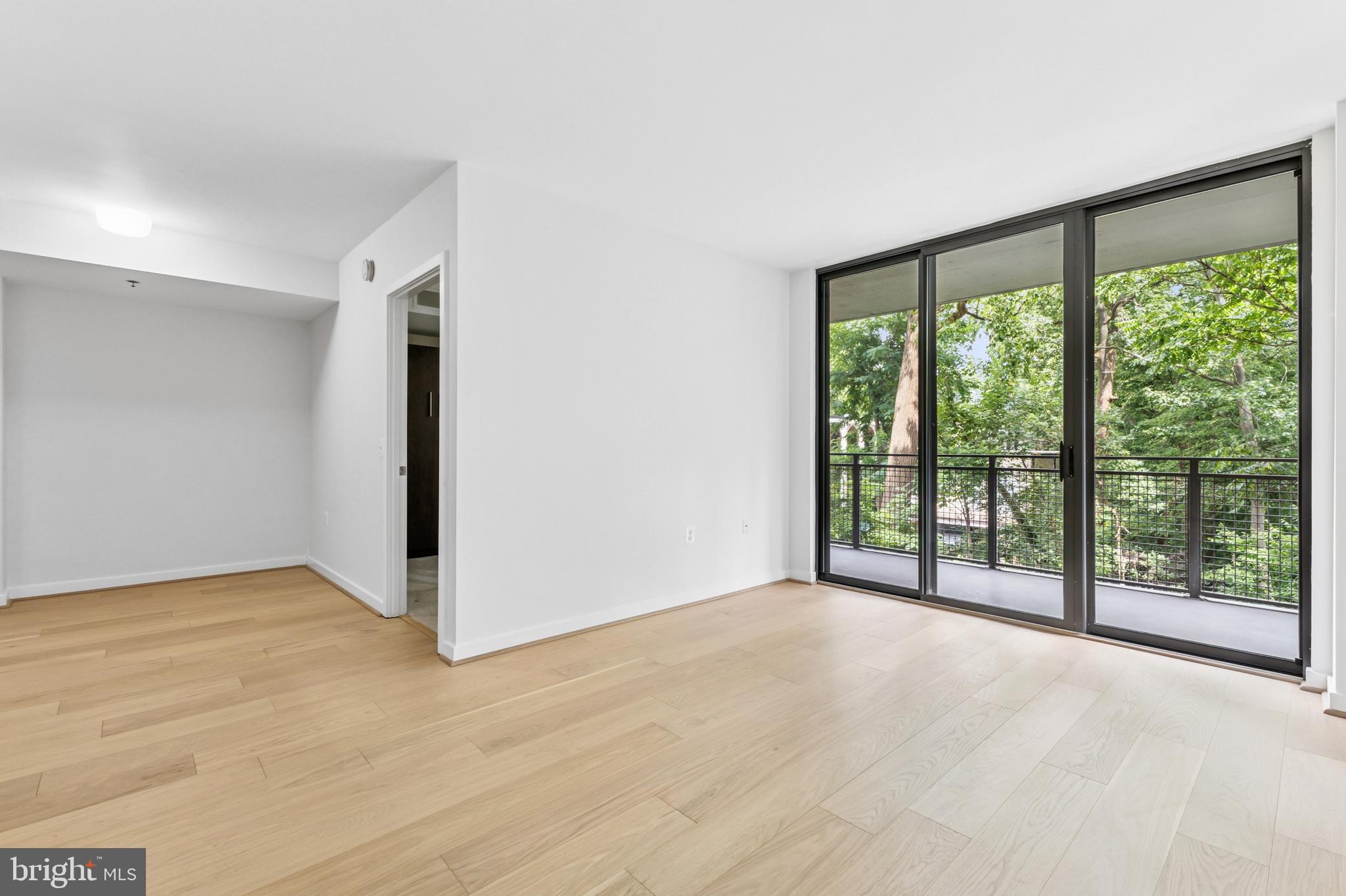 3883 Connecticut Ave NW #313