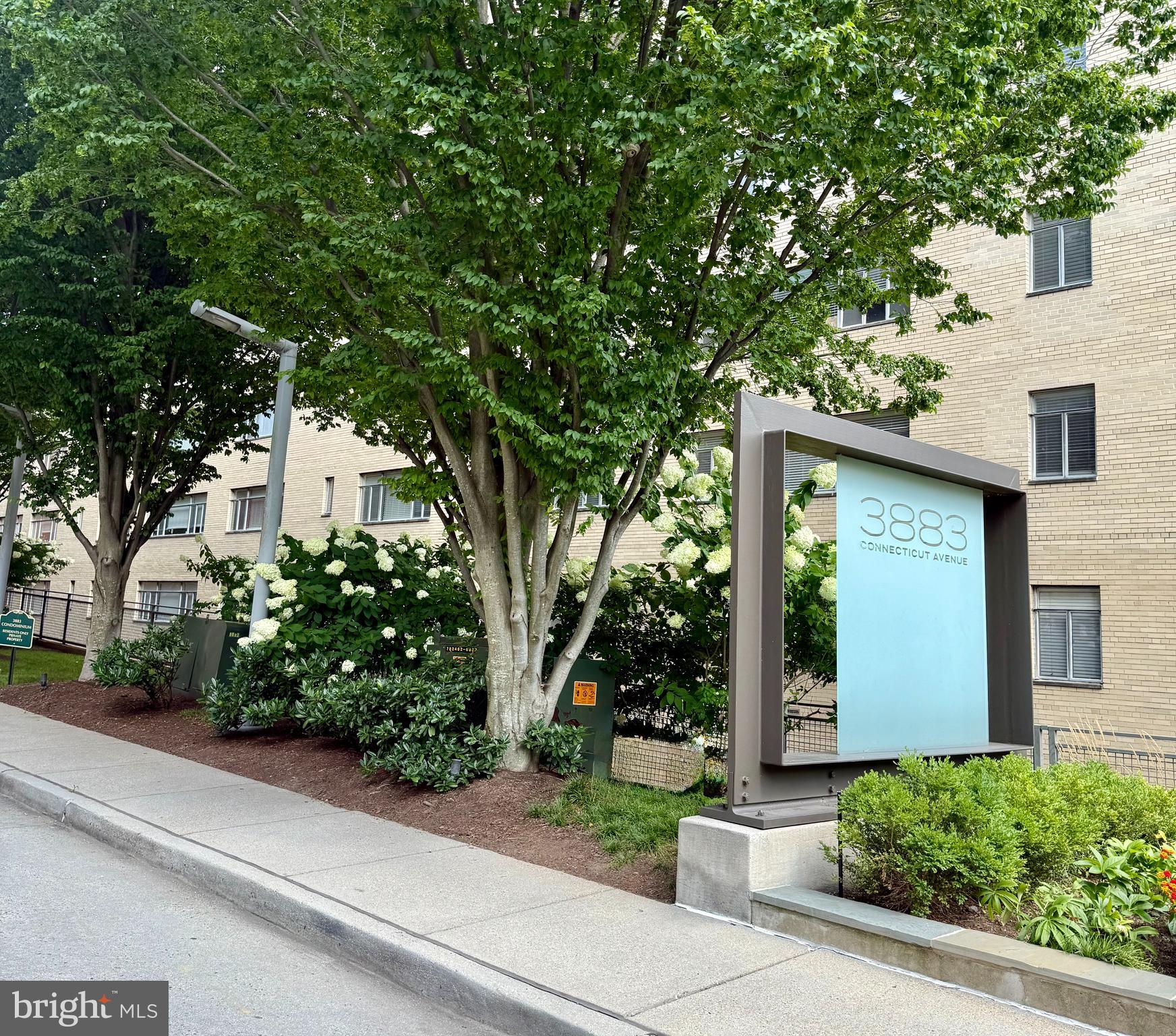 3883 Connecticut Ave NW #313
