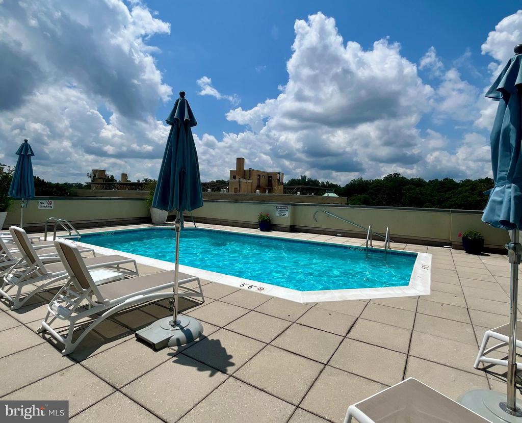 3883 Connecticut Ave NW #313