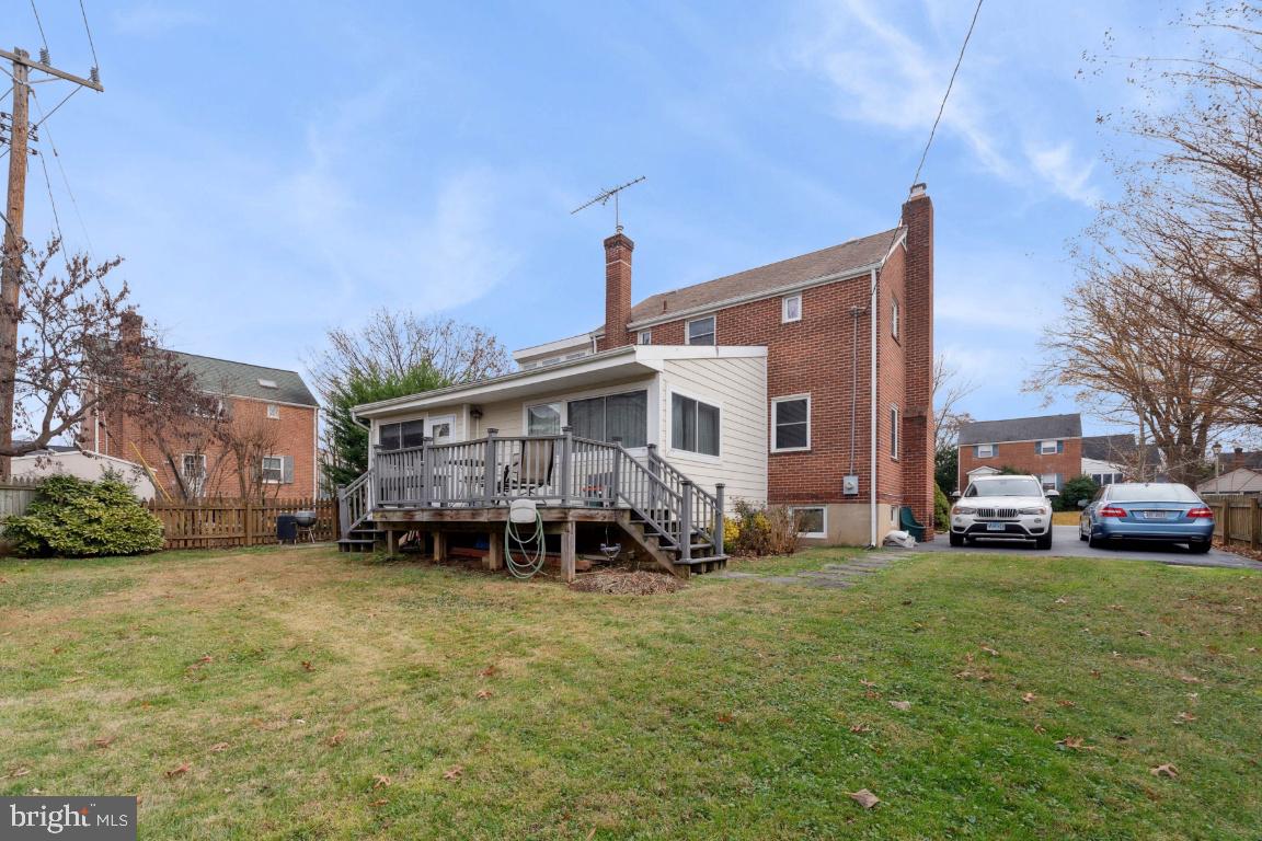 148 N Park Dr N
