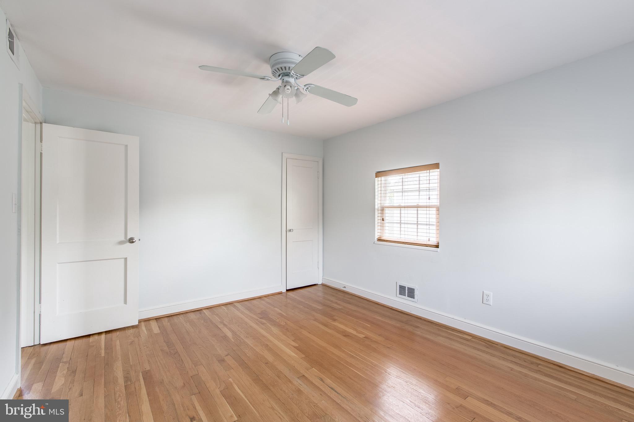 823 N Greenbrier St