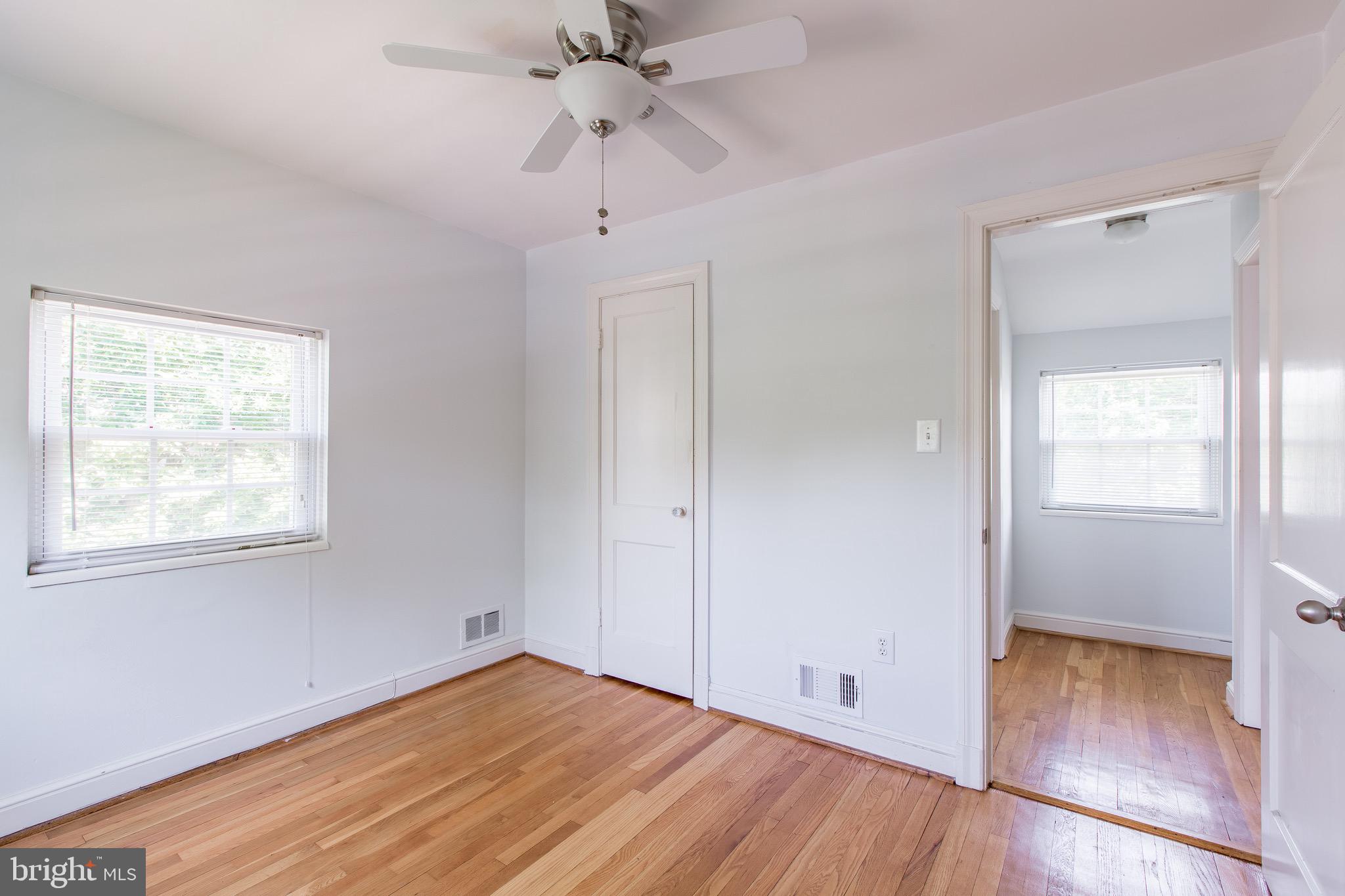 823 N Greenbrier St