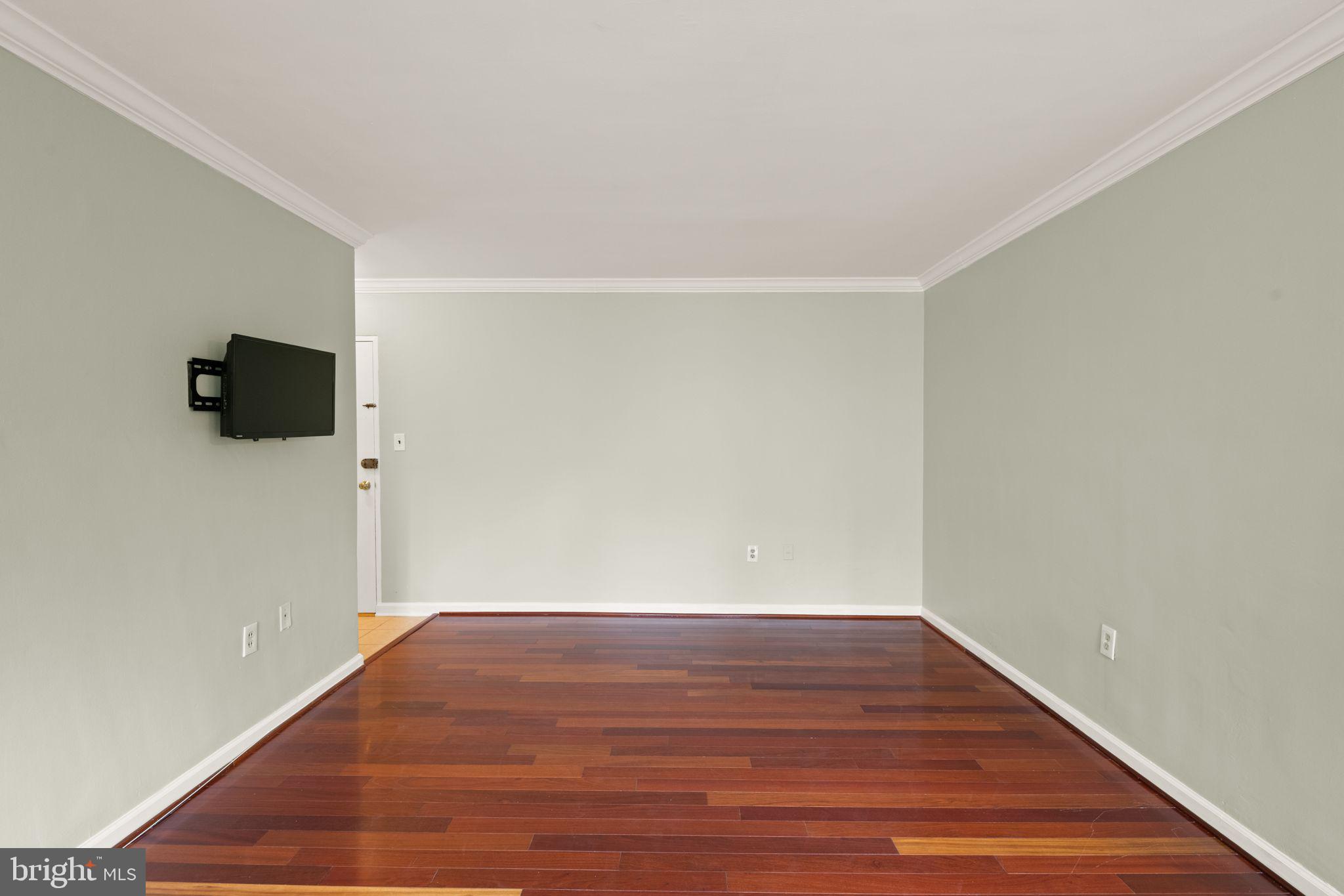 3000 Spout Run Pkwy #B502