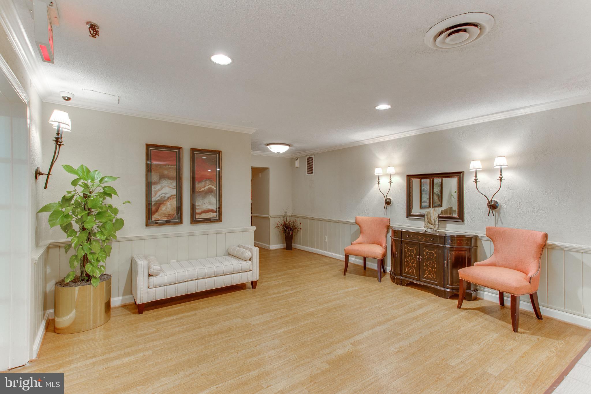 3000 Spout Run Pkwy #B502