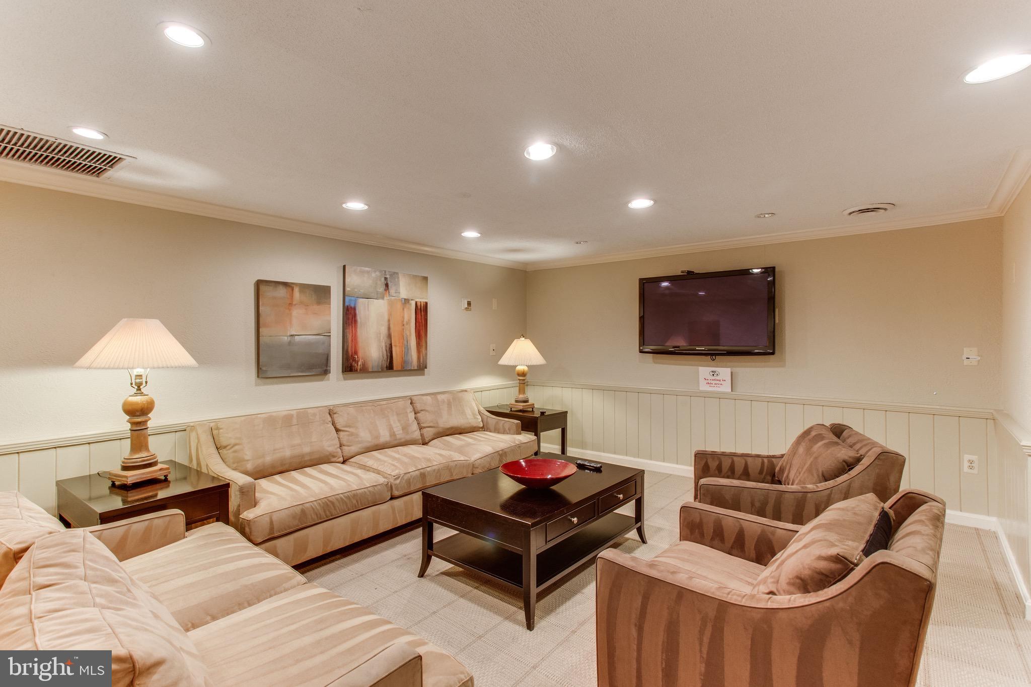 3000 Spout Run Pkwy #B502