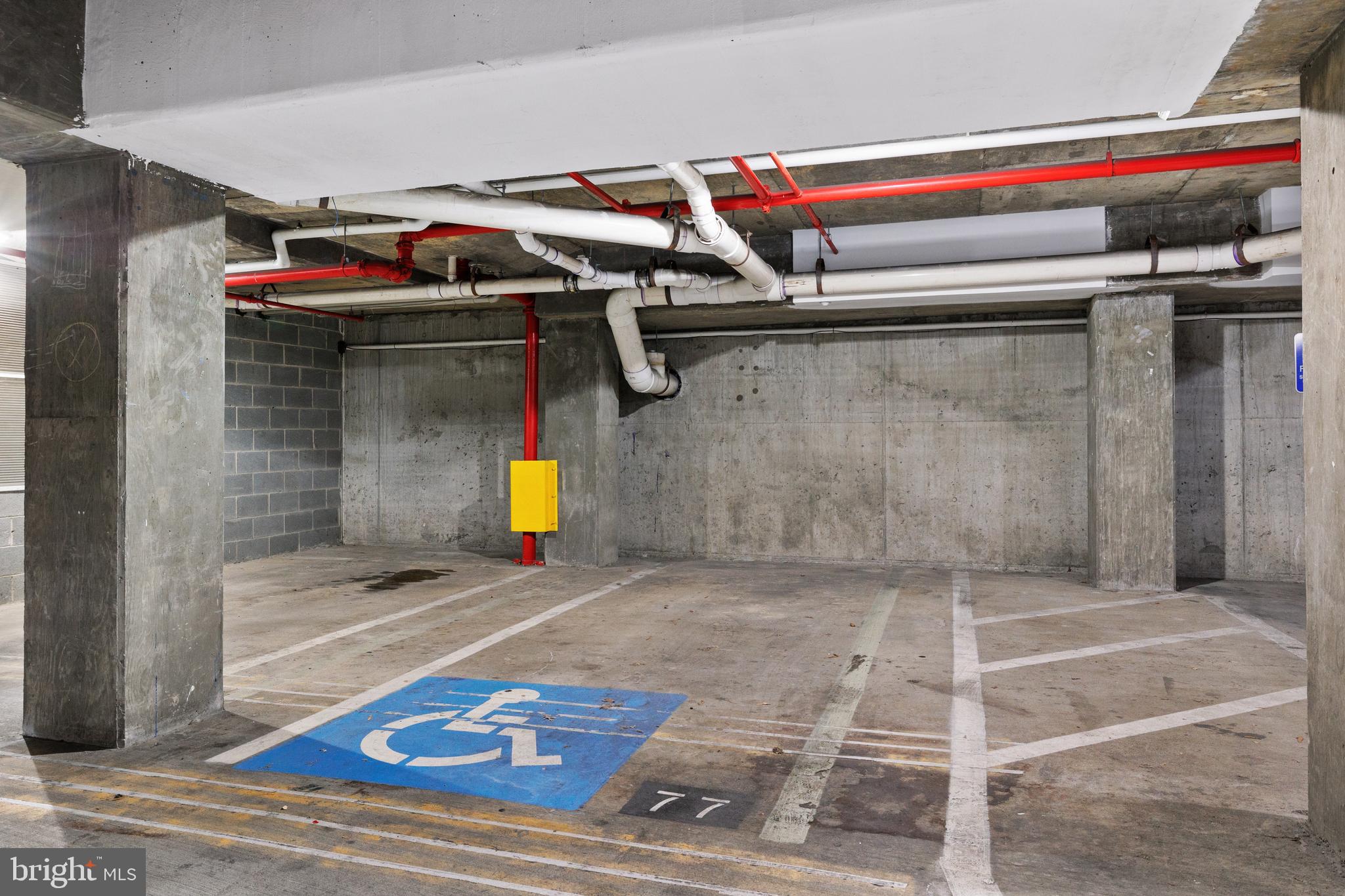 3409 Wilson Blvd #406